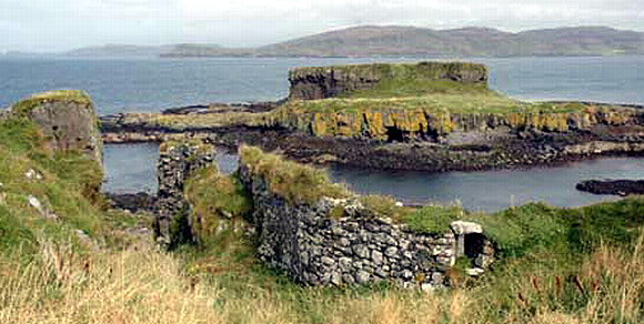 Treshnis Isles Castle ruins